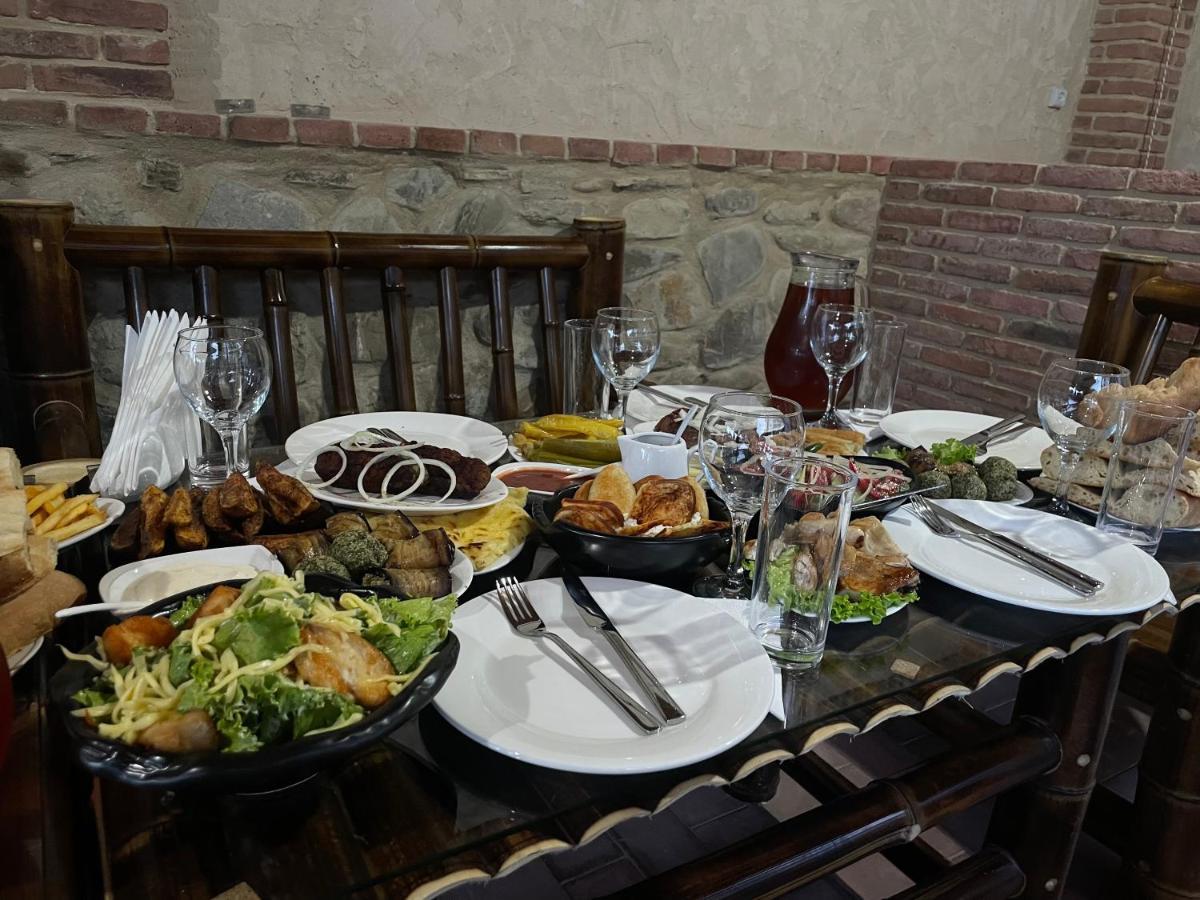 Chateau Orberi Iqaltʼo Kültér fotó